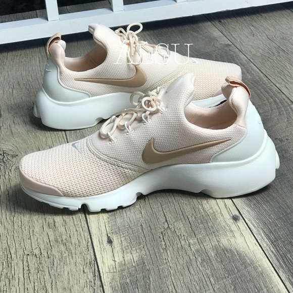 NWT Nike Presto Fly Guava Iced WMNS AUTHENTIC - Picture 6 of 7